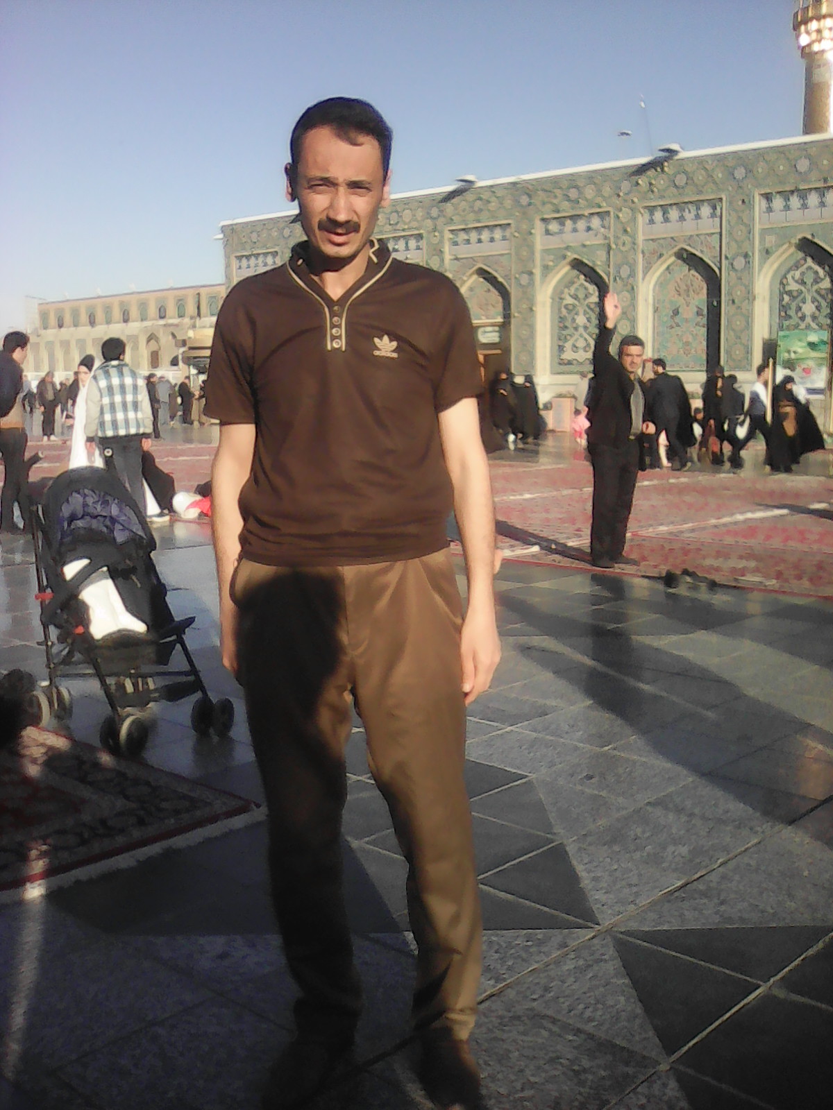 http://s8.picofile.com/file/8267525500/IMG_2010000101_205913.jpg