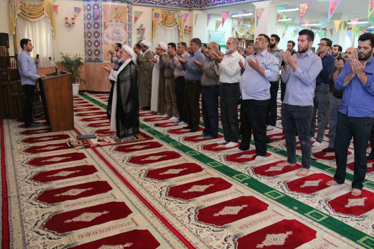 آيت‌الله دکتر هاشم هاشم‌زاده هريسي   به مناسبت عیدغدیرخم  در جمع کارکنان واحد رودهن دانشگاه آزاداسلامی