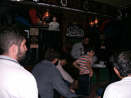 برگزاری مراسم سیاه پوشان هیئت زوّارالحسین(ع) در حسینیه شهید دولت آبادی