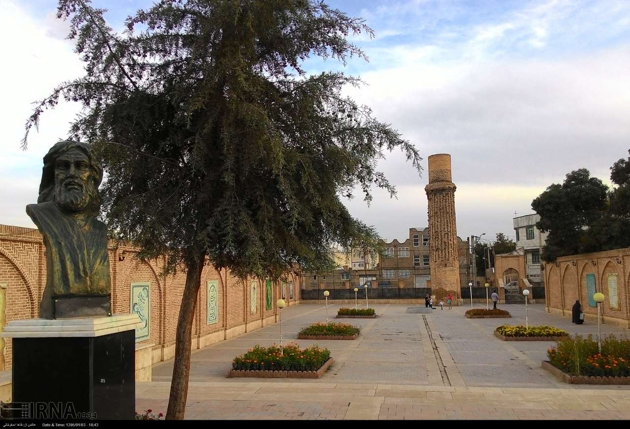مقبره شمس