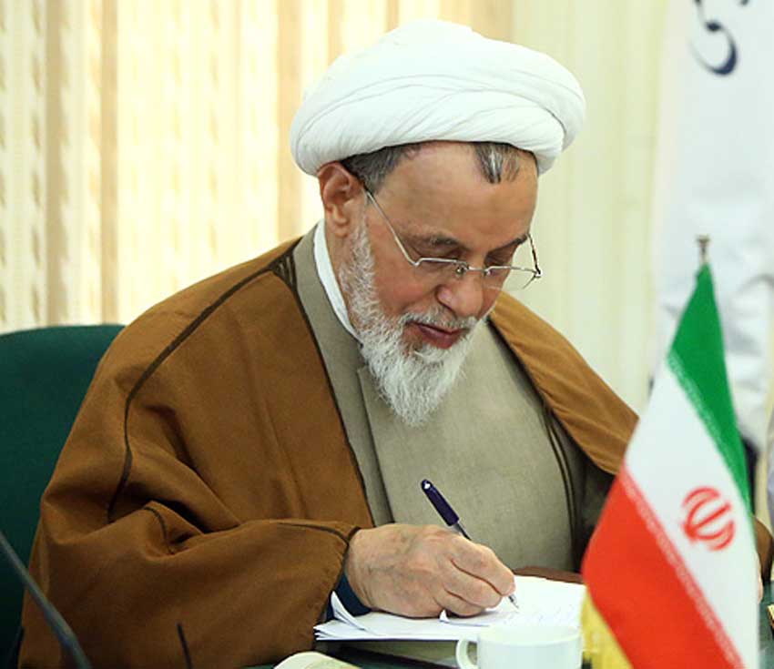 آیت الله دکتر هاشم زاده هریسی نماینده مردم آذربایجان شرقی با صدور پیام تسلیتی خطاب به مردم آذربایجان و خانواده های جانباختگان سیل در آذرشهر و عجب شیر تاکید نمود: مسئولان با شفافیت و صداقت با حادثه دیدگان برخورد نموده و از آلام روحی و مشکلاتشان بکاهند