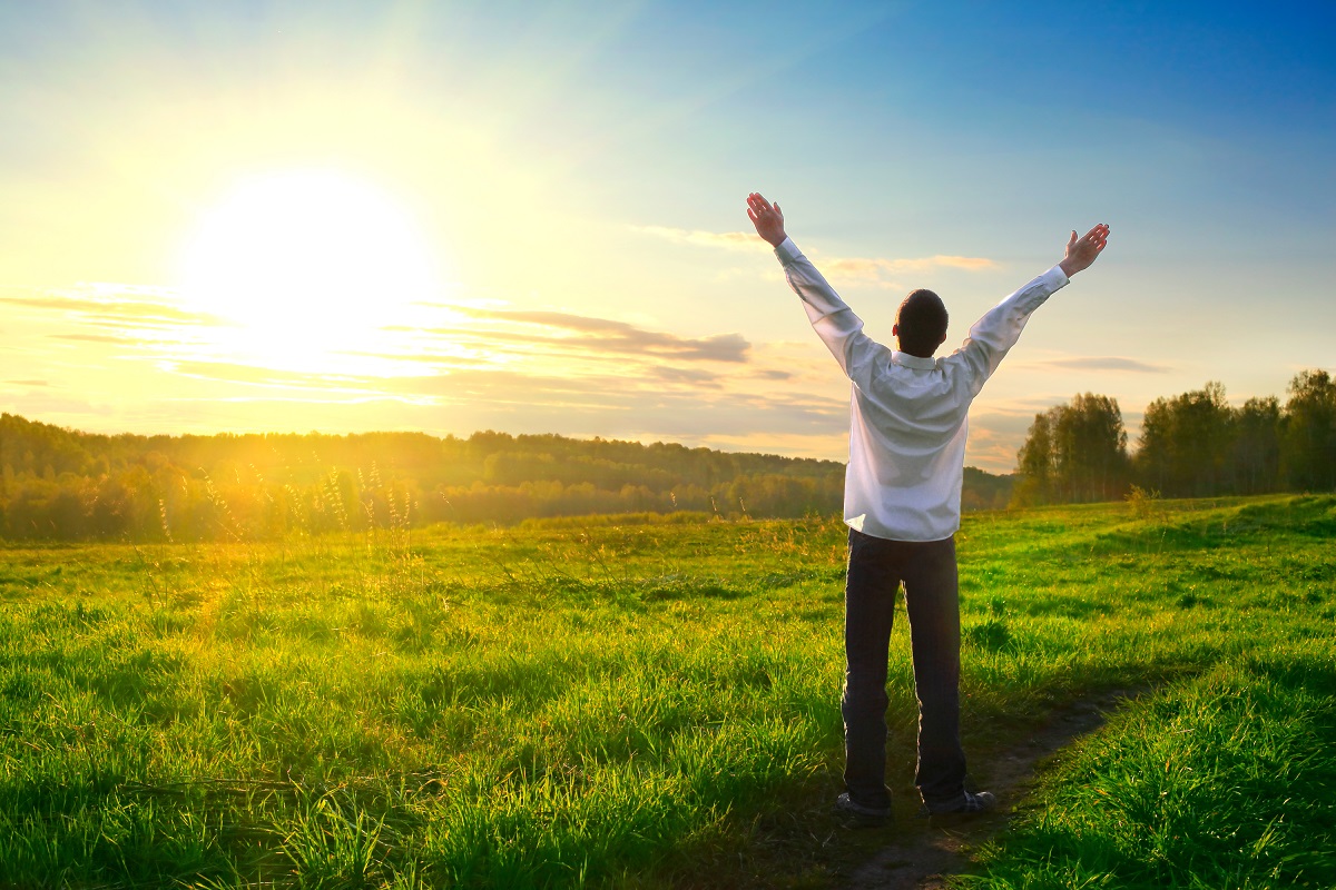 <a href='http://bartarin-ketaba.niloblog.com/p/37/'>آگاهی</a> به قانون جذب ، برگ برنده ماست