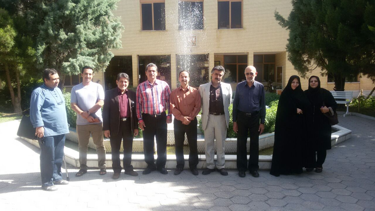 بازدید مسوولین موسسه ی گوهر شناسی ساربان پایدار از موزه علوم و فنون اصفهان