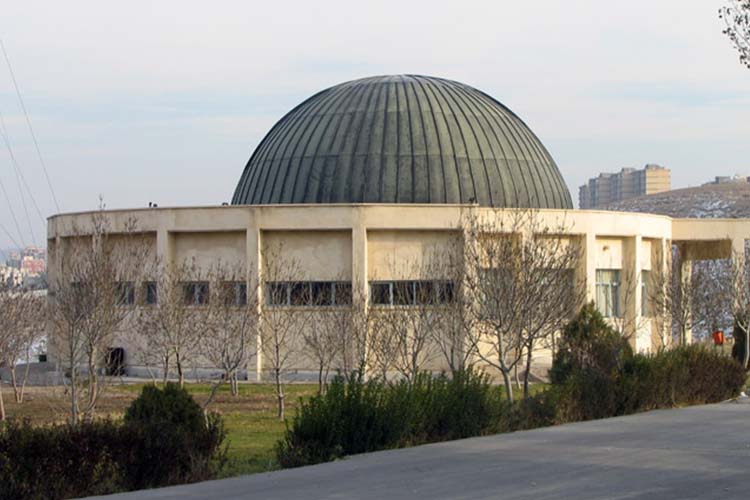 رصدخانه دانشگاه تبریز