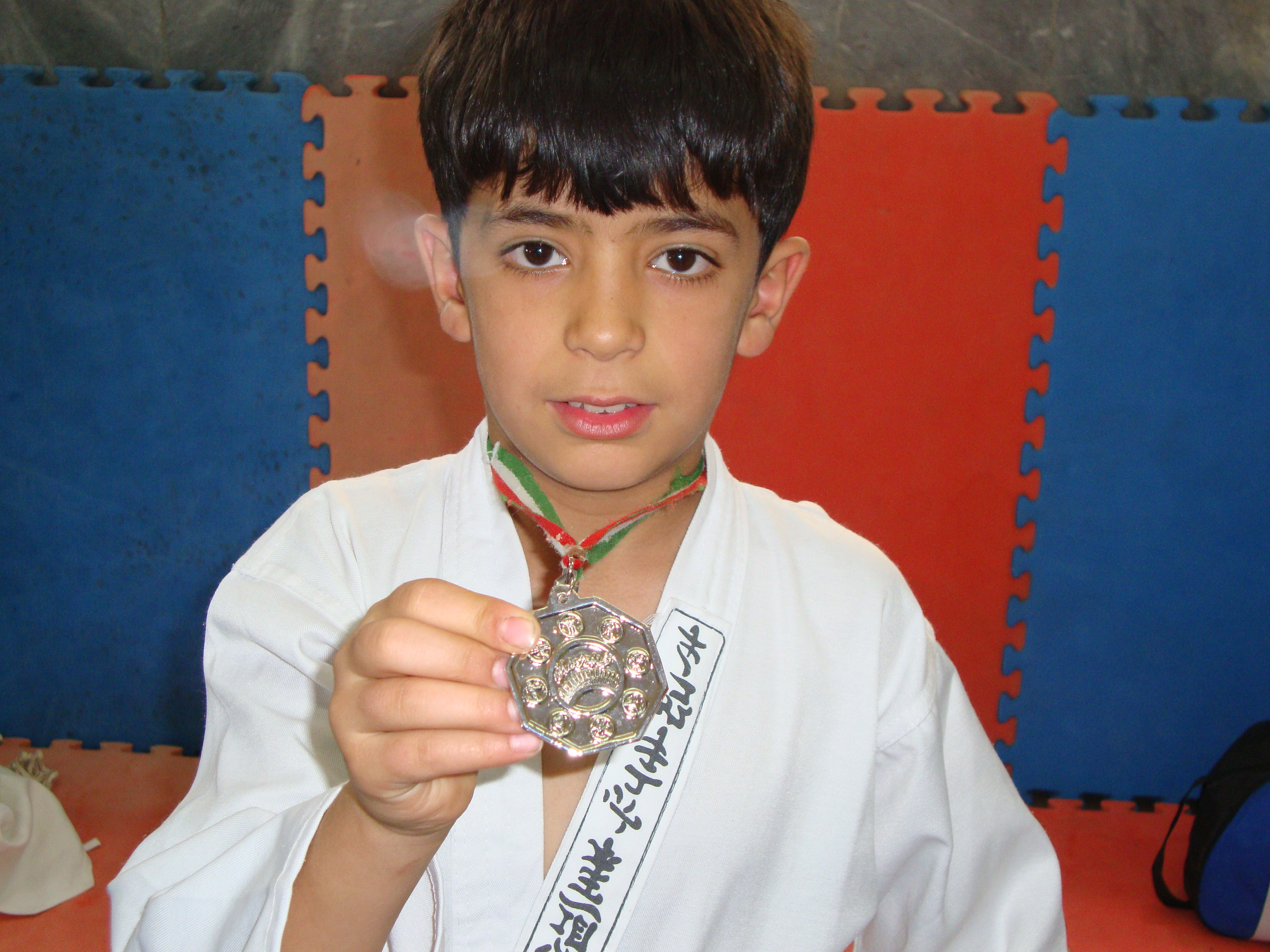 http://s8.picofile.com/file/8277209676/DSC02266.JPG