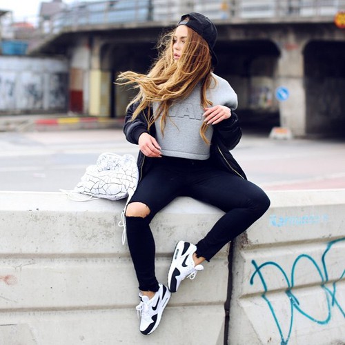 http://s8.picofile.com/file/8277813150/tumblr_nludho0cpR1r2ikm2o1_500.jpg