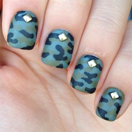 Gold_Studs_and_Camo_Nail_Design.jpg (450×450)