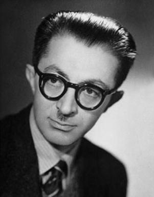 آخرین عکس صادق هدایت