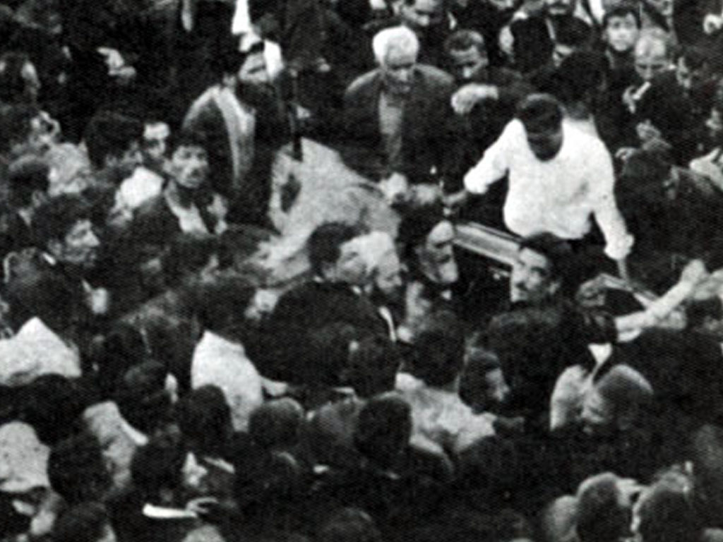 امام و مردم