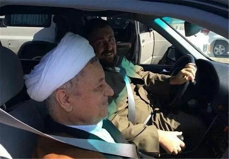 عازم عیادت از مرحوم طبسی