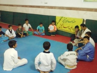 http://s8.picofile.com/file/8282809384/SP_A_0935.jpg