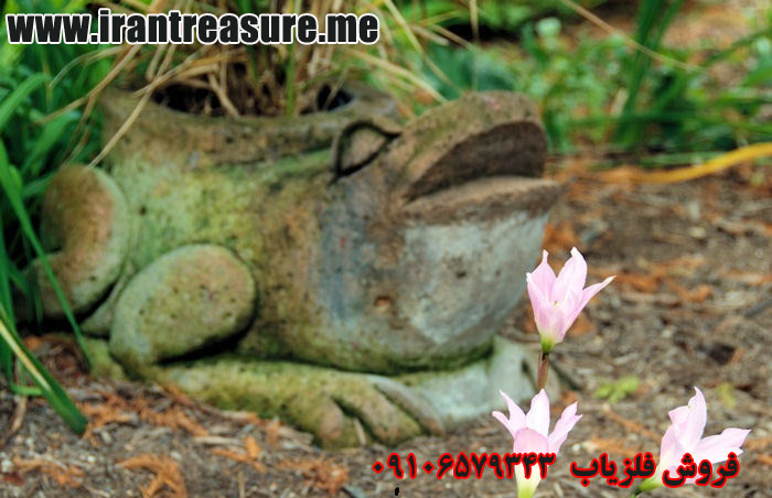 http://s8.picofile.com/file/8291465376/qur952.jpg