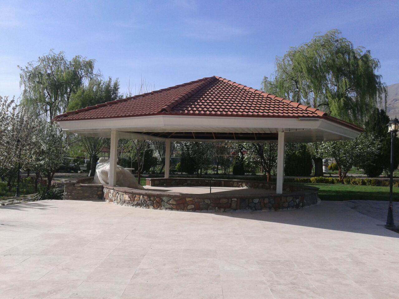 آلاچیق مدرن،آلاچیق پیش ساخته با آردواز