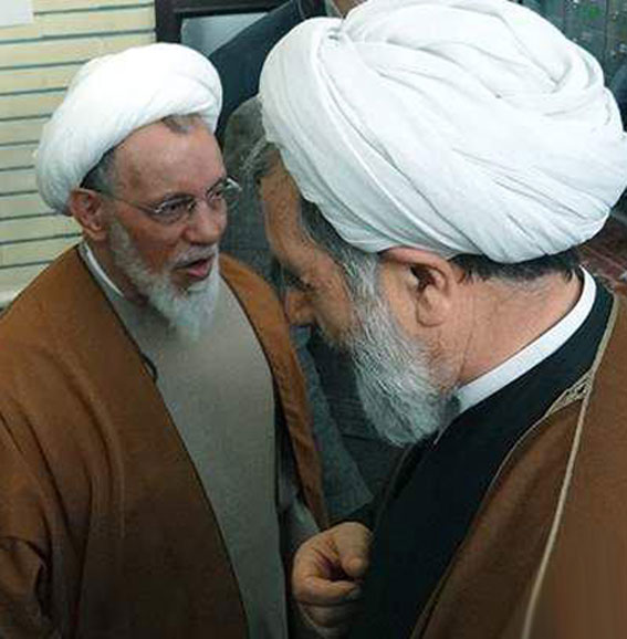 خبر درگذشت همسر مکرمه باعث تأسف و تأثر اینجانب شد. بدینوسیله درگذشت آن بانوی مومنه، خادمه حضرت زهرا(سلام الله علیها) و علاقمند به اهل بیت عصمت و طهارت را که فرزندان صالح ، انقلابی و خدمتگزاری را تربیت و به جامعه اسلامی مان تحویل داده به جنابعالی، پدر بزرگوارش حجت الاسلام والمسلمین جناب آقای وحیدی، آقازاده ها و فرزندانش تسلیت عرض کرده و از خداوند متعال برای آن مرحومه رحمت و غفران الهی و برای خاندان بزرگ زینالی و وحیدی و داغدیدگان صبر جمیل و اجر جزیل مسالت دارم.