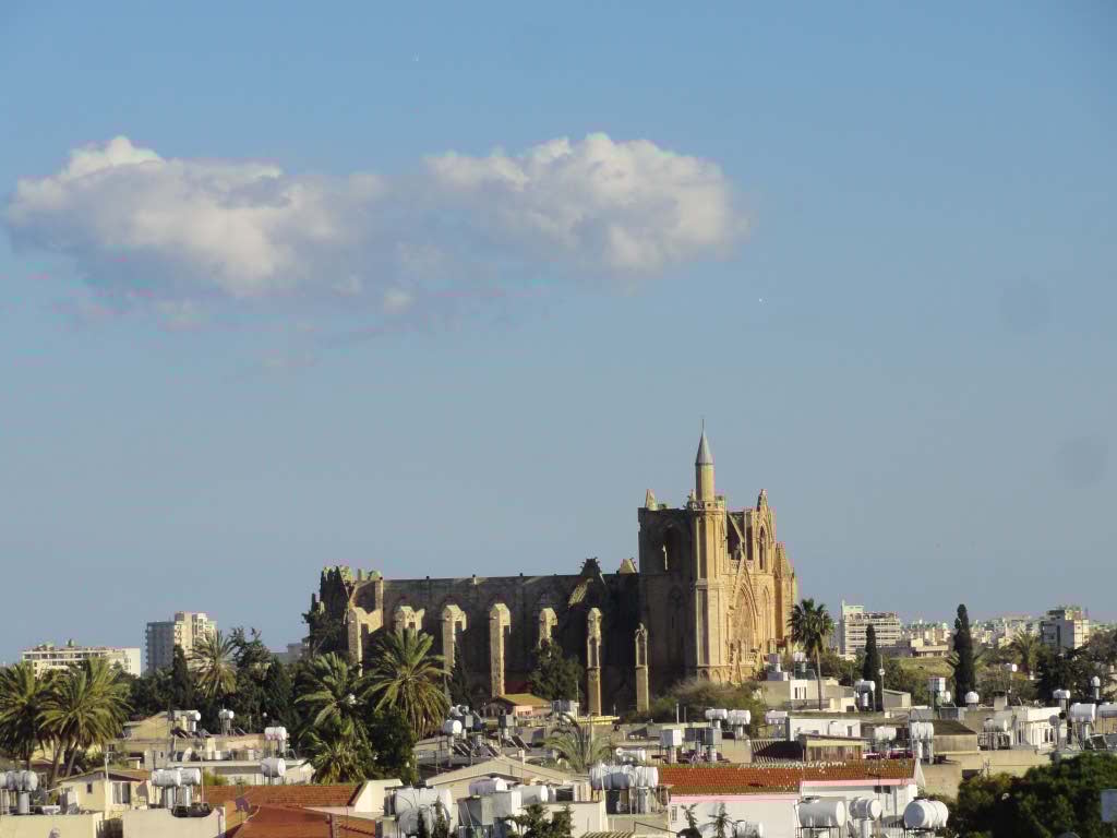 http://s8.picofile.com/file/8293598918/320.jpg