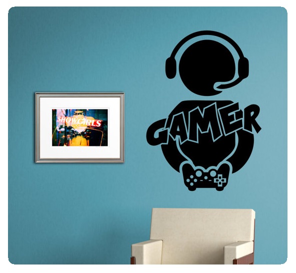 http://s8.picofile.com/file/8296221276/Gamer_1_6_.jpg