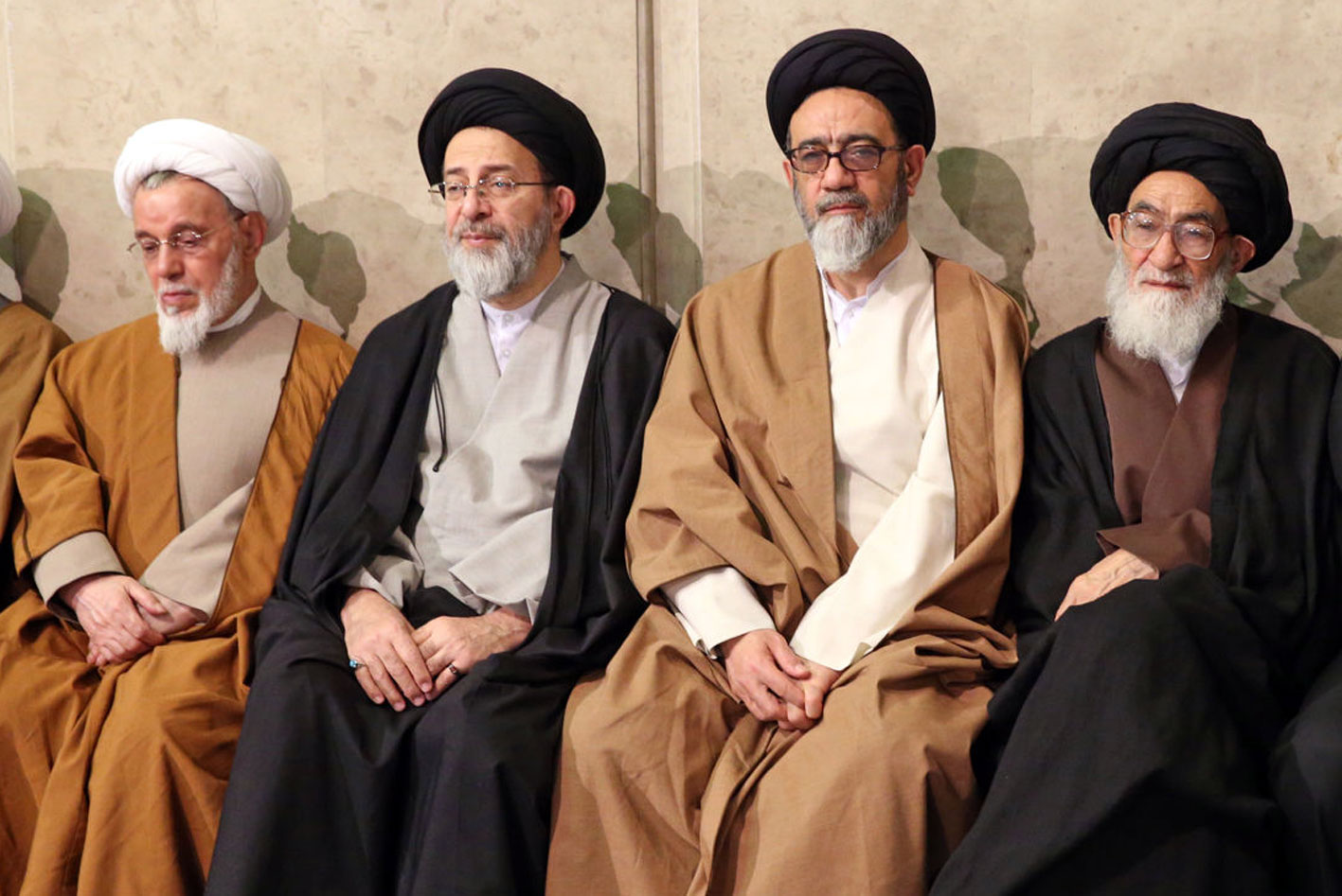 پیام تبریک آیت الله دکتر هاشم زاده هریسی نماینده مردم آذربایجان شرقی در مجلس خبرگان رهبری خطاب به نماینده محترم ولی فقیه و امام جمعه جدید تبریز 
