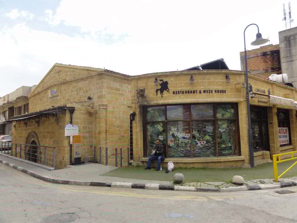 http://s8.picofile.com/file/8296766518/337.jpg