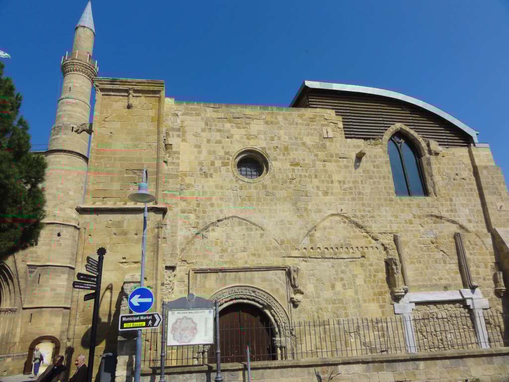 http://s8.picofile.com/file/8296766742/377.jpg