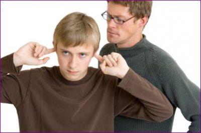 http://s8.picofile.com/file/8298836876/teenager_23487658723467621_400x265.jpg