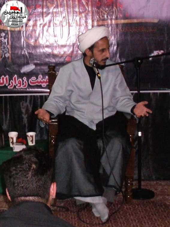 سخنرانی حجت السلام والمسلمین وثوقی درمراسم پنجمین سالگرد شهادت شهید مدافع وطن شهیدمحمدعلی دولت آبادی هیئت زوارالحسین(ع) درحسینیه شهیددولت آبادی-شهیدان ناجا