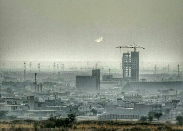 نمایی زیبا از برازجان و برج شکوه