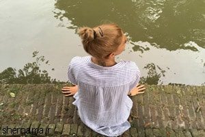 ما همه شبیه به هم هستیم ، منبع :
http://mahfeladabi.com/post/9383 ما همه شبیه به هم هستیم