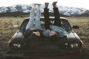 ذهن من با کفش های پاشنه بلند راه می رفت ، منبع :
http://kolbehyetanhayi.mihanblog.com/post/5537 ذهن من با کفش های
پاشنه بلند راه می رفت