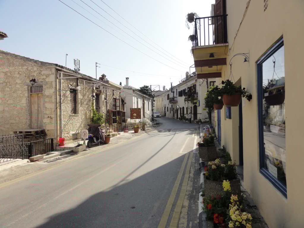 http://s8.picofile.com/file/8300389376/419.jpg
