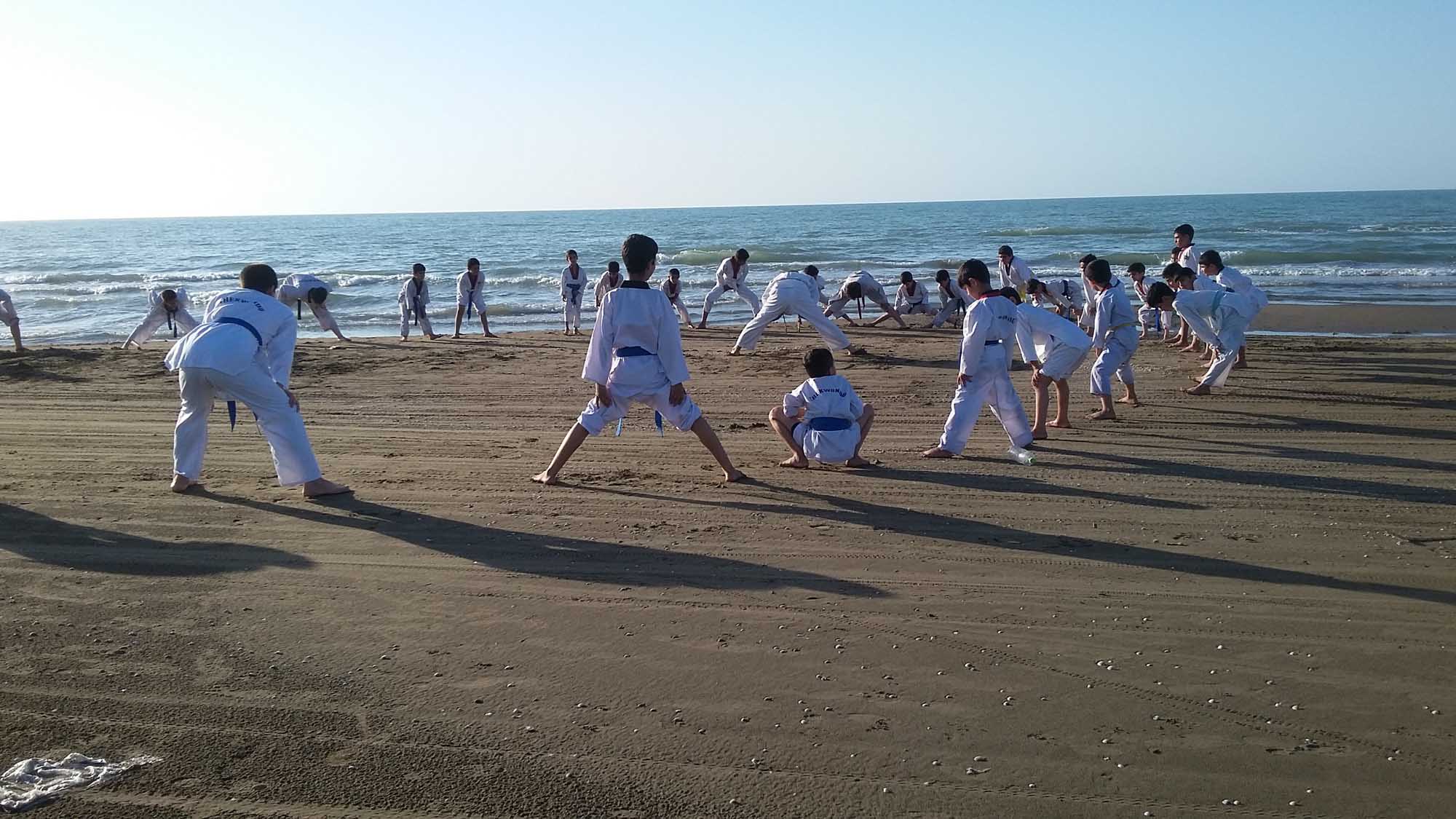 1_9_.jpg (2000×1125)