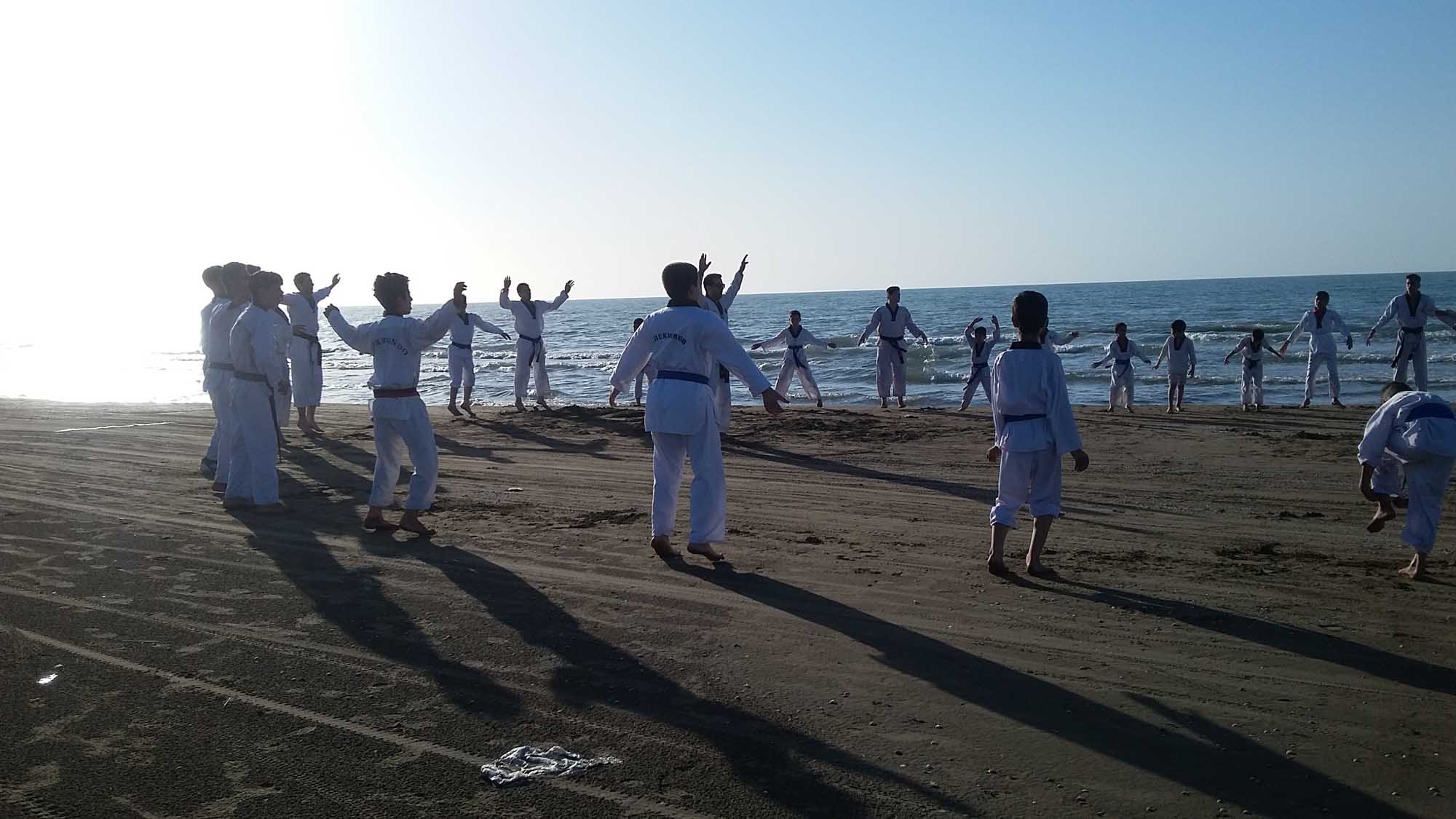 1_15_.jpg (2000×1125)