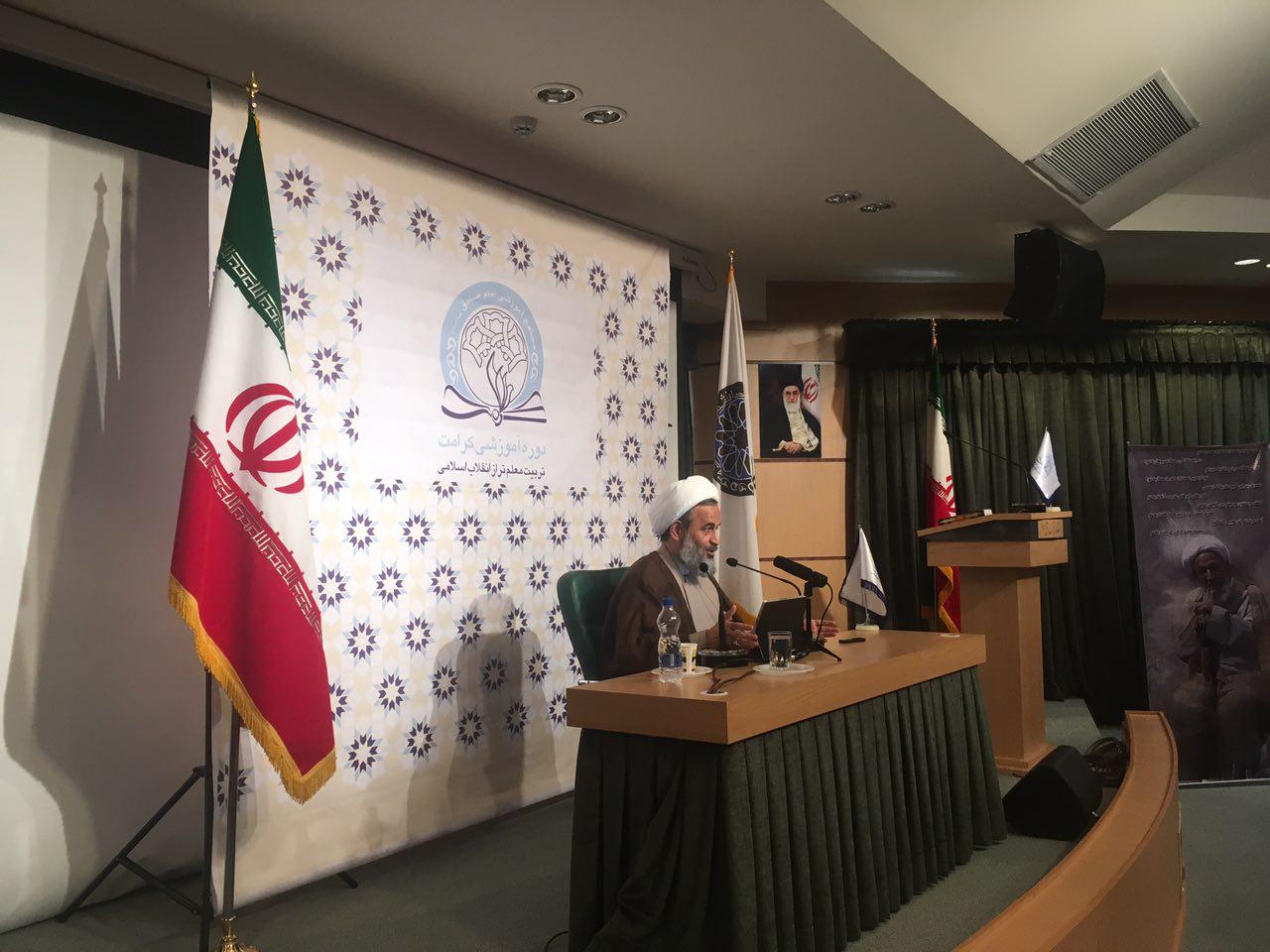 http://s8.picofile.com/file/8301808234/02.jpg