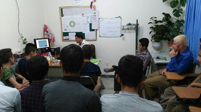 همایش مواد مخدر در روستای گواز