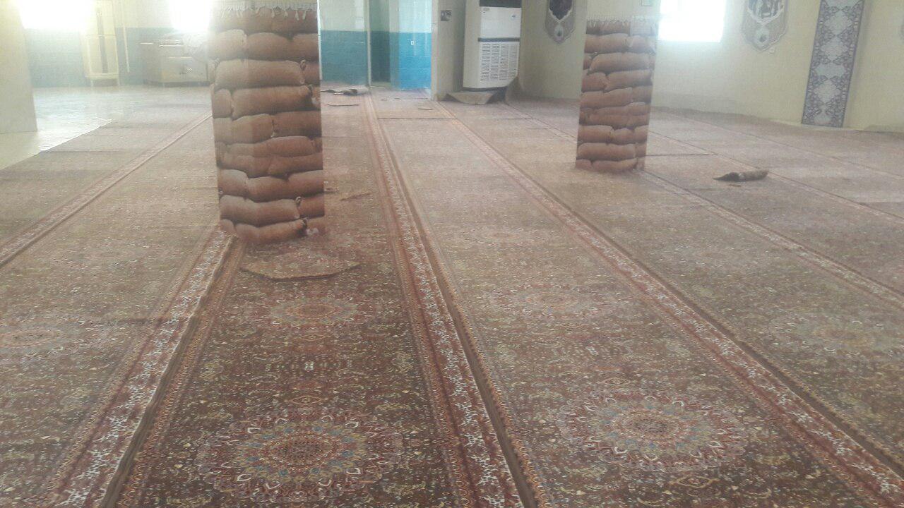 نمونه مسجد مفروش شده با فرش سجاده ای تشریفاتی طرح ترنج