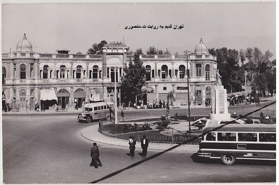 میدان حسن آباد
