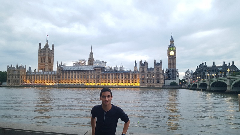 منظره وسمینیستر و برج ساعت لندن 