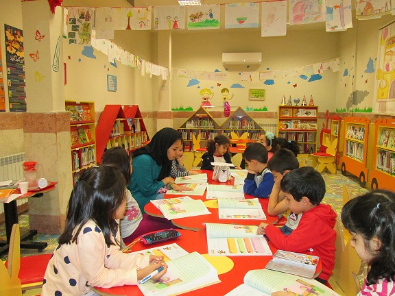 پنجمین کارگاه مهارتهای زندگی در بخش کودک کتابخانه ولیعصر