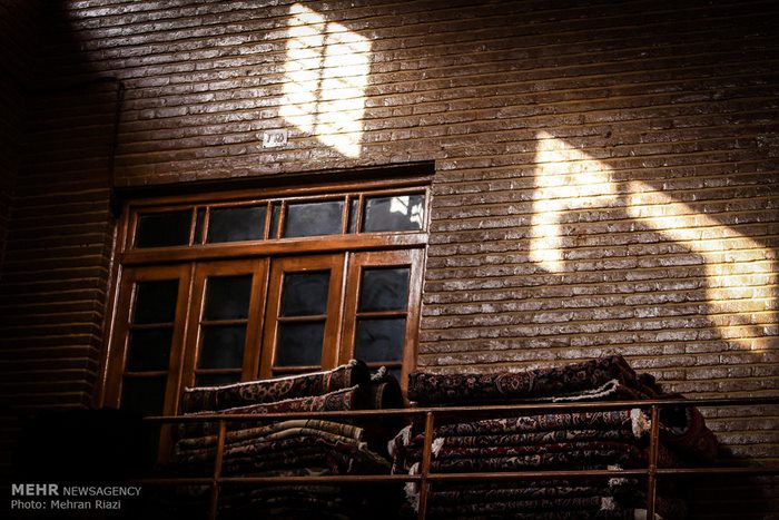 3Tehran carpet market