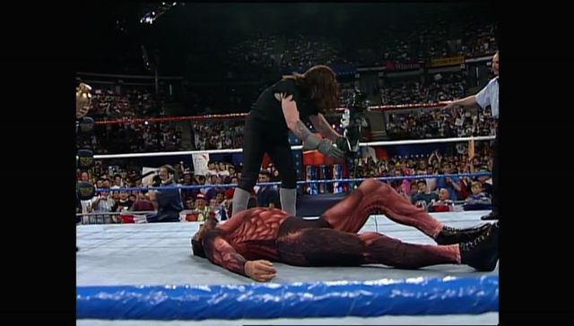 http://s8.picofile.com/file/8314297292/SummerSlam_1993_00048.jpg