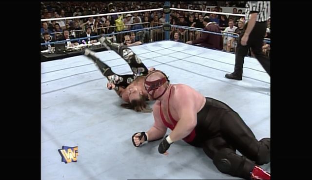 http://s8.picofile.com/file/8314344034/SummerSlam_1996_00039.jpg