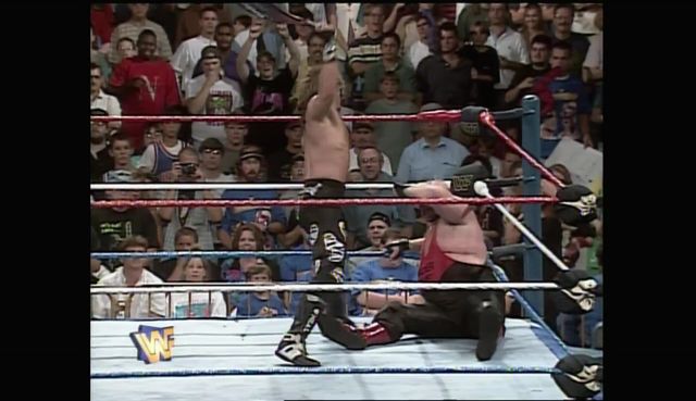 http://s8.picofile.com/file/8314344050/SummerSlam_1996_00040.jpg