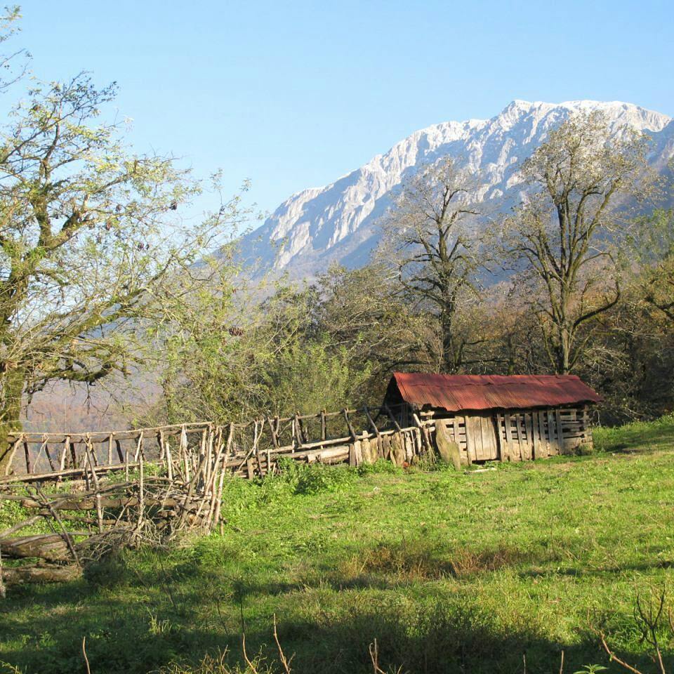 جاذبه های گردشگری رودبار و روستای بالابراگور و فرارود