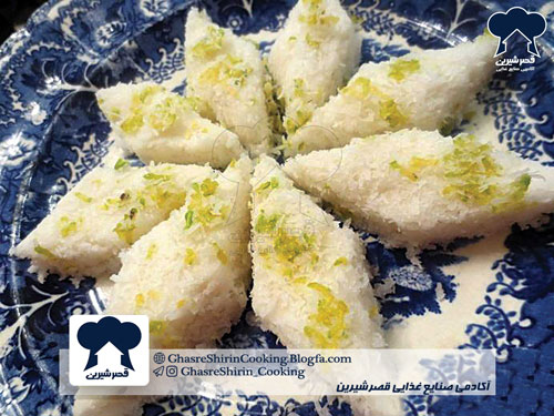 کلاس آموزش پخت شیرینی خانگی عید نوروز 97  در آموزشگاه آشپزی قصر شیرین اصفهان