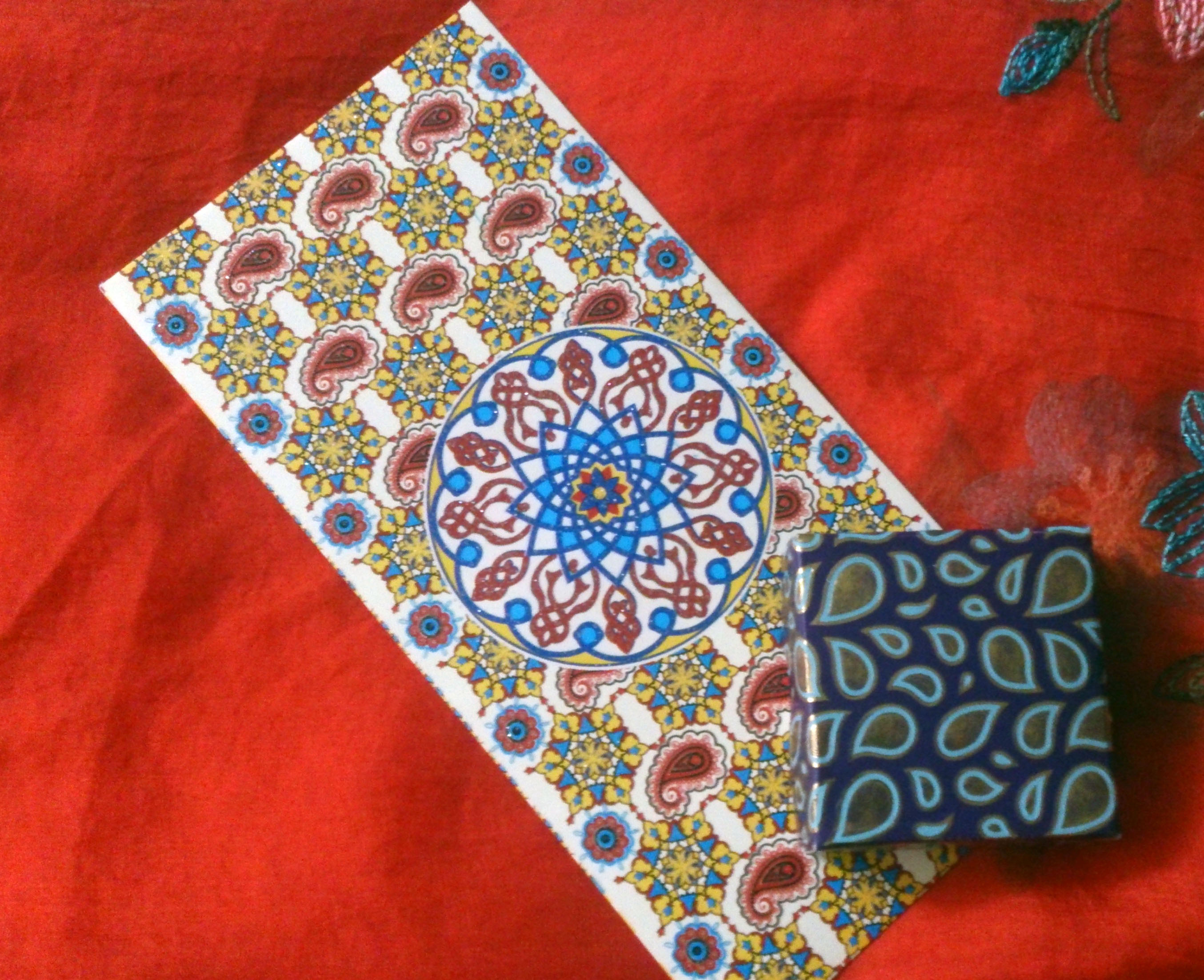 http://s8.picofile.com/file/8319949792/DSC_0001.JPG