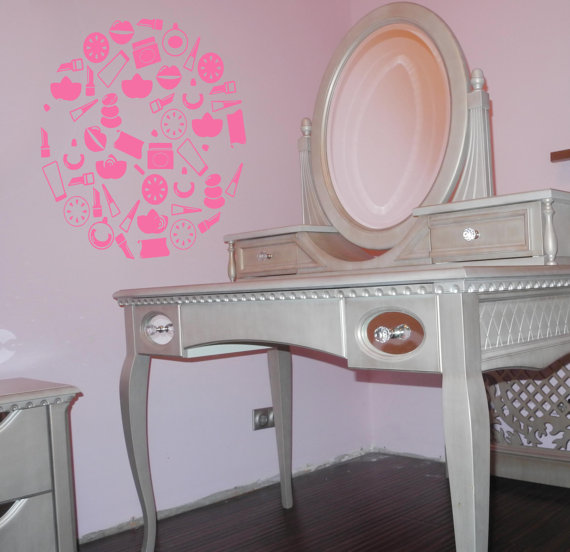 http://s8.picofile.com/file/8325144826/beauty_ABC_612_.jpg