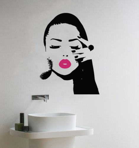 http://s8.picofile.com/file/8325149750/beauty_ABC_653_.jpg