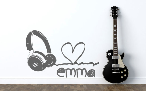 http://s8.picofile.com/file/8326425042/MUSIC_93_.jpg