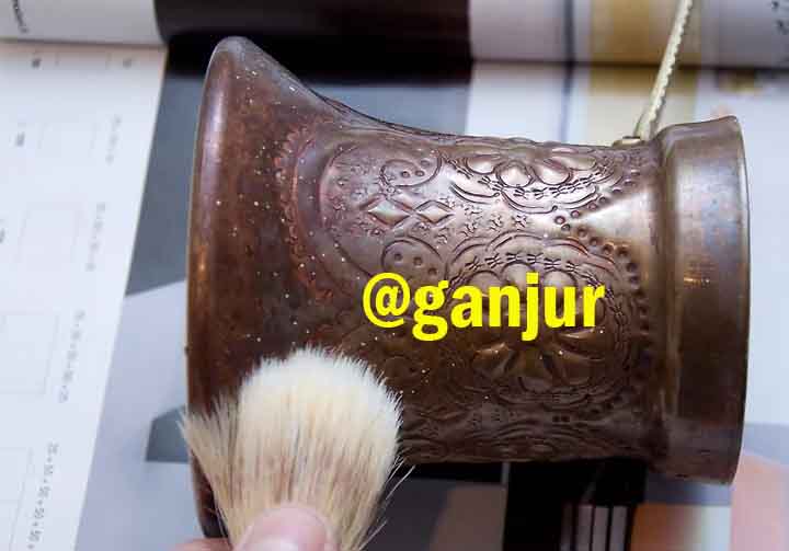 روش تمیز کردن یک شی باستانی
