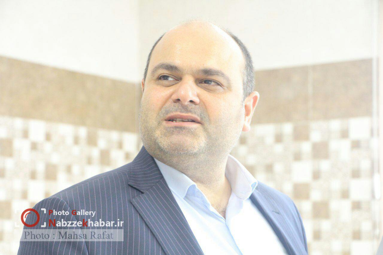 رضا رسولی ازافزایش و تخصیص رایگان ۵ استند و ۳۰ پرده تیر برقی برای اطلاع رسانی رویداد های فرهنگی و هنری با رویکرد آموزشی، پژوهشی و فعالیتهای هیئت های مذهبی خبر داد