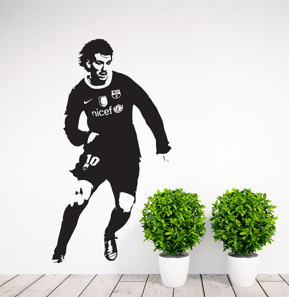 http://s8.picofile.com/file/8332564568/Messi_19_.jpg